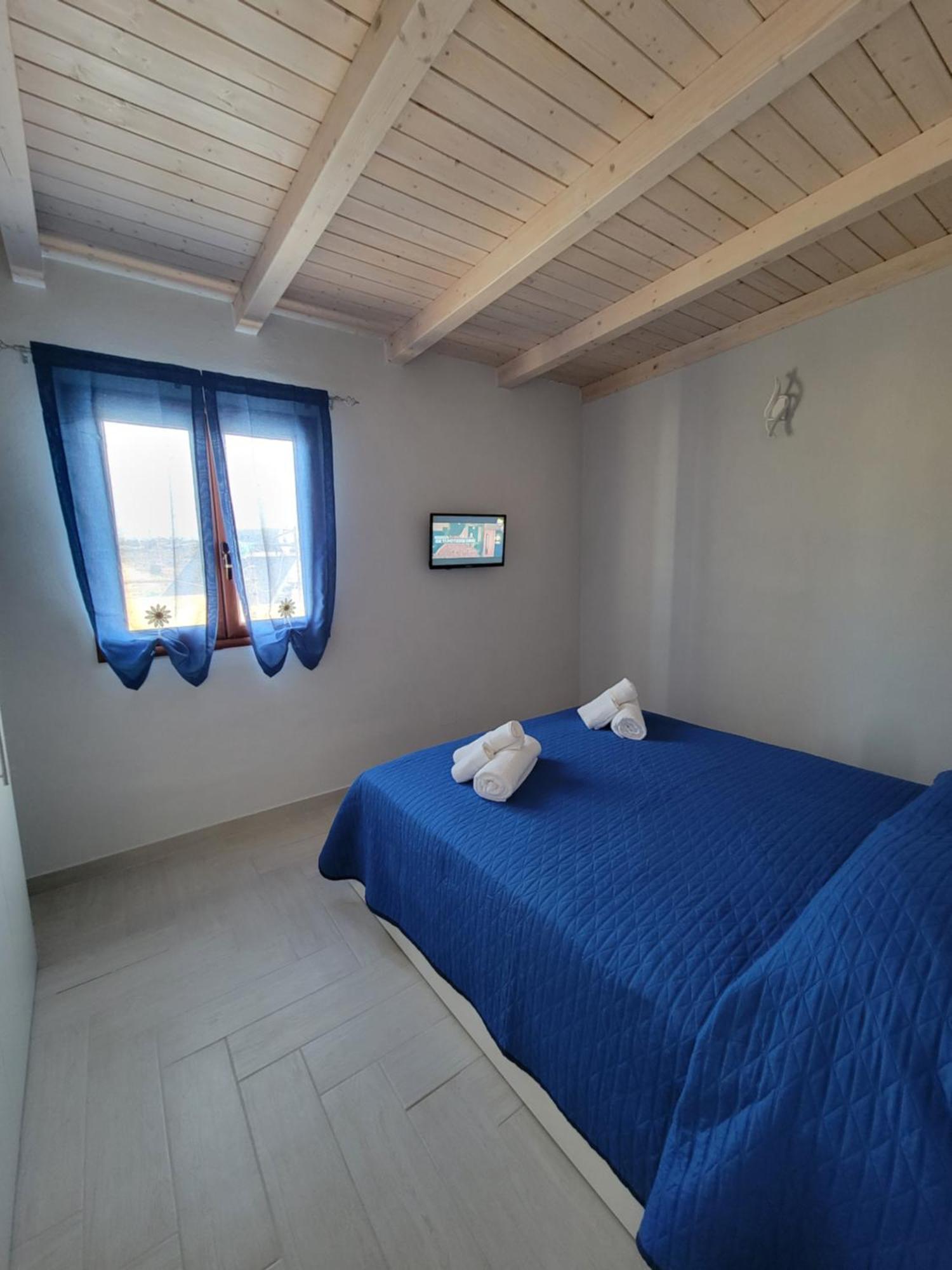 Appartamenti Vincenzo Lampedusa Luaran gambar